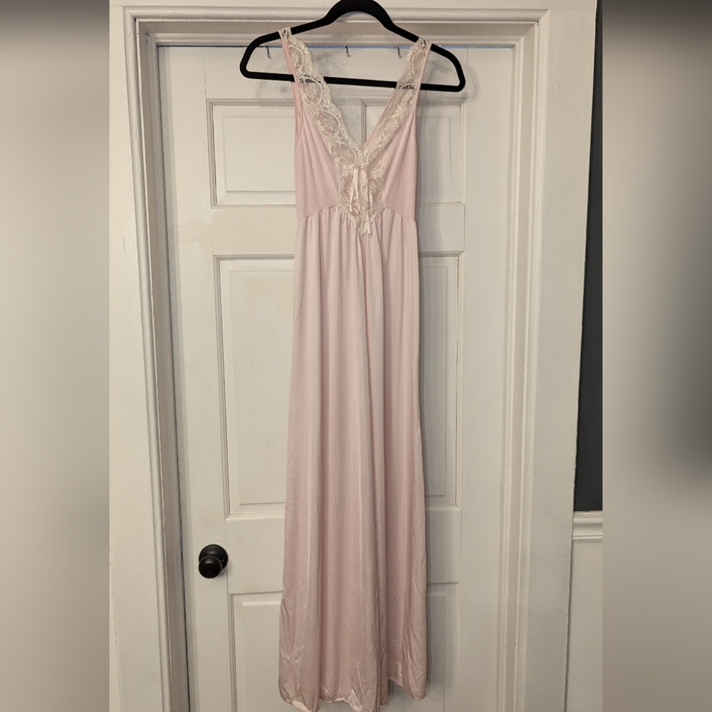 Vintage Olga Light Pink Peignoir Nightgown Small Lace Ribbon Nylon Spandex - Picture 12 of 12